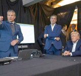 Trump bets on intimidation to force Venezuelan leaders into line